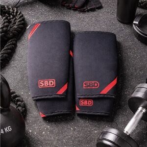 SBD knee sleeve bundle Black & Red Knee Sleeves - Supportive Neoprene 2 Pair